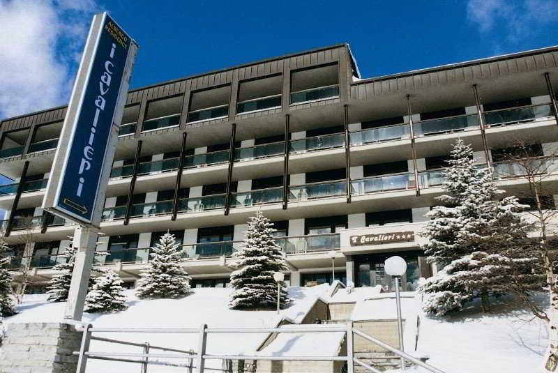 Hotel Ski Club I Cavalieri Rta Colle Sestriere Exterior foto