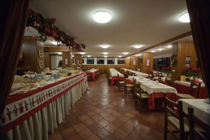 Hotel Ski Club I Cavalieri Rta Colle Sestriere Exterior foto